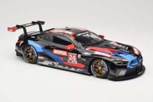 BMW M8 GTE RLL Racing #24 J. Krohn / J. Edwards Class Winners 24 Hours of Daytona 2020 Minichamps 1:18 155202924 Metal — zdjęcie 4 z 6