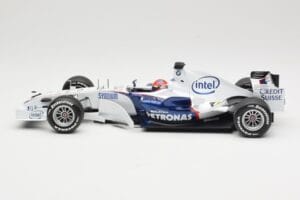 BMW Sauber F1.07 #10 R. Kubica Launch Version 2007 Minichamps 1:18 80430426995 Metal — zdjęcie 3 z 7