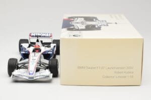 BMW Sauber F1.07 #10 R. Kubica Launch Version 2007 Minichamps 1:18 80430426995 Metal — zdjęcie 6 z 7