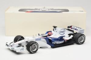 BMW Sauber F1.07 #10 R. Kubica Launch Version 2007 Minichamps 1:18 80430426995 Metal — zdjęcie 7 z 7