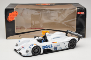 BMW V12 LMR #15 Y. Dalmas / J. Winkelhock / P. Martini 24 Hours of Le Mans Winner 1999 Maisto 1:18 56062 Metal — zdjęcie 8 z 8