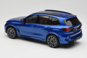 BMW X5 M F95 Competition Marina Bay Blue Metallic GT Spirit 1:18 GT967 Żywica — zdjęcie 5 z 6