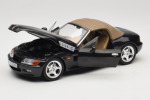 BMW Z3 Roadster Zielony Edycja Dealerska UT Models 1:18 80439411711 Metal — zdjęcie 2 z 8