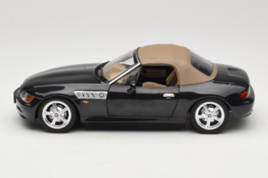 BMW Z3 Roadster Zielony Edycja Dealerska UT Models 1:18 80439411711 Metal — zdjęcie 4 z 8