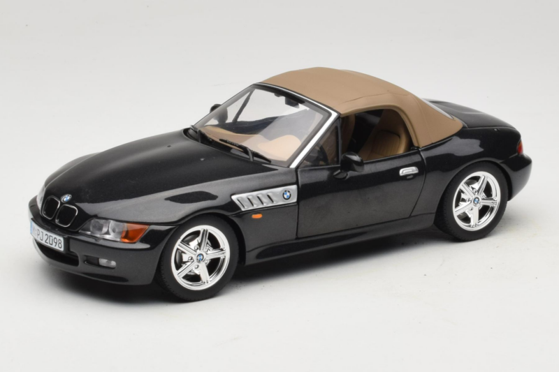 BMW Z3 Roadster Zielony Edycja Dealerska UT Models 1:18 80439411711 Metal