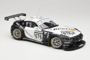 BMW Z4 #676 H. Stuck / J. Hennerici / D. Hurtgen Team Schubert Nürburgring 24 Hours 2006 AUTOart 1:18 80649 Metal — zdjęcie 4 z 6