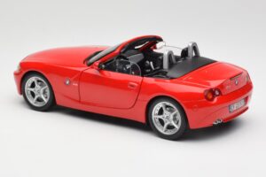 BMW Z4 E85 Roadster Czerwony Bburago 1:18 34046 Metal — zdjęcie 7 z 8