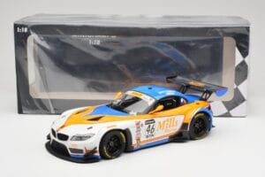 BMW Z4 E89 GT3 #46 Mills Racing M. Wittmer / A. Mills Pirelli World Challenge Sprint X-Series 2016 Minichamps 1:18 151162346  — zdjęcie 6 z 6