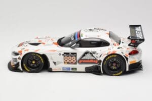BMW Z4 E89 GT3 #888 Triple Eight Racing L. Mowle / J. Ratcliffe 24 Hours of Spa 2015 Minichamps 1:18 151152388 Metal — zdjęcie 3 z 6