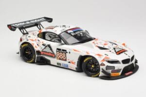 BMW Z4 E89 GT3 #888 Triple Eight Racing L. Mowle / J. Ratcliffe 24 Hours of Spa 2015 Minichamps 1:18 151152388 Metal — zdjęcie 4 z 6