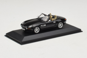 BMW Z8 Kabriolet Czarny Minichamps 1:43 80420026607-R1 Metal — zdjęcie 2 z 4