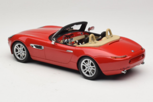 BMW Z8 Czerwony Minichamps 1:18 155024230 Metal — zdjęcie 5 z 6
