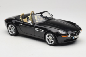 BMW Z8 Czarny Kyosho 1:18 80439411729 Metal — zdjęcie 7 z 9