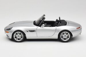 BMW Z8 E52 Kabriolet Srebrny Kyosho 1:18 80432411551 Metal — zdjęcie 4 z 8