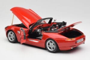 BMW Z8 E52 Czerwony Metaliczny Bburago 1:18 18-12032 Metal — zdjęcie 5 z 8