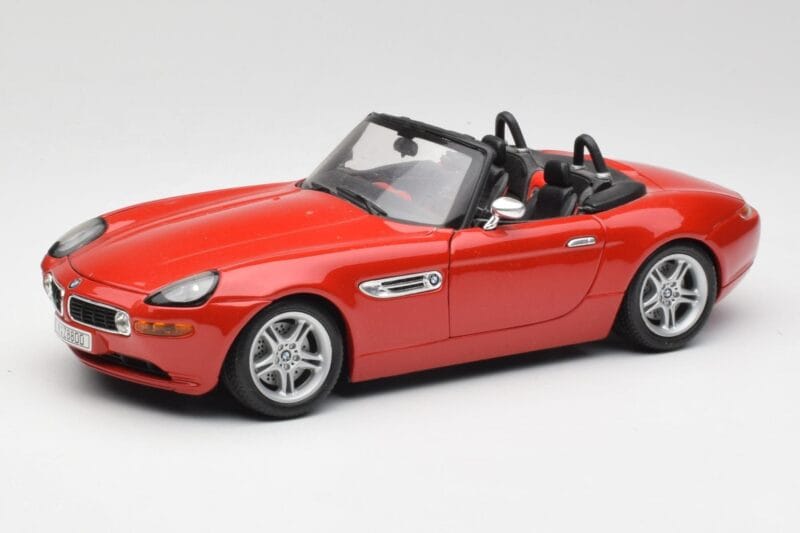 BMW Z8 E52 Czerwony Metaliczny Bburago 1:18 18-12032 Metal