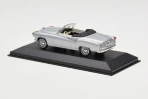 Borgward Isabella Kabriolet Srebrny Minichamps 1:43 400096030 Metal — zdjęcie 3 z 4