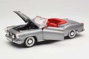 Borgward Isabella Kabriolet Srebrny Revell 1:18 08411 Metal — zdjęcie 2 z 8