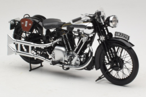 Brough Superior SS 100 T. E. Lawrence Minichamps 1:18 122135500 Metal — zdjęcie 4 z 6