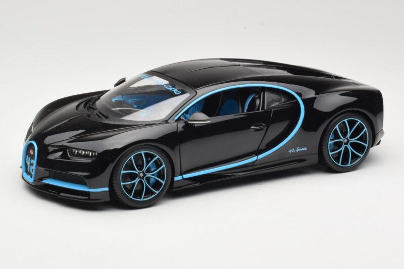 Bugatti Chiron Czarny & Niebieski Bburago 1:18 18-11040BK Metal