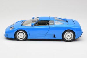 Bugatti EB110 Niebieski Bburago 1:18 3035 Metal — zdjęcie 4 z 8