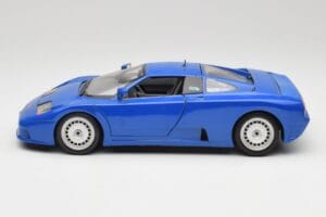 Bugatti EB110 Ciemny Niebieski Bburago 1:18 3035-DB Metal — zdjęcie 4 z 8