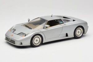 Bugatti EB110 Srebrny Bburago 1:18 3035-S Metal