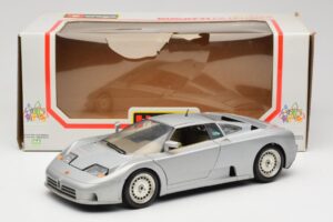 Bugatti EB110 Srebrny Bburago 1:18 3035-S Metal — zdjęcie 8 z 8