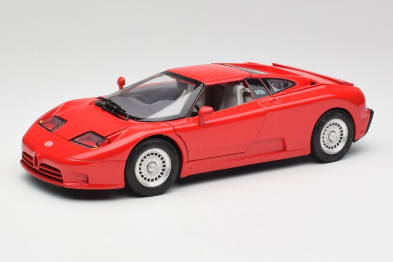 Bugatti EB110 SS Czerwony Anson 1:18 30303-W-M1 Metal