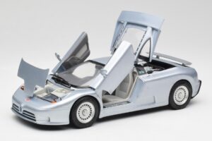 Bugatti EB110 SS Srebrny Anson 1:18 30303-W-M2 Metal — zdjęcie 2 z 8