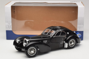 Bugatti Type 57 SC Atlantic Czarny Solido 1:18 S1802101 Metal — zdjęcie 6 z 6
