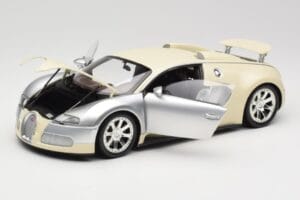Bugatti Veyron Edition Centenaire Chrome Beige Minichamps 1:18 100110854 Metal — zdjęcie 2 z 8