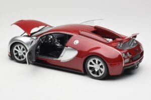 Bugatti Veyron Edition Centenaire Chrome Red Minichamps 1:18 100110851-O Metal — zdjęcie 5 z 8
