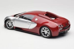 Bugatti Veyron Edition Centenaire Chrome Red Minichamps 1:18 100110851-O Metal — zdjęcie 7 z 8