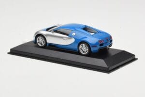 Bugatti Veyron Centenaire Niebiesko-Metaliczny Srebrny Minichamps 1:43 400110850 Metal — zdjęcie 3 z 4