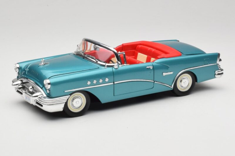 Buick Century Kabriolet Niebieski Mira 1:18 6134 Metal