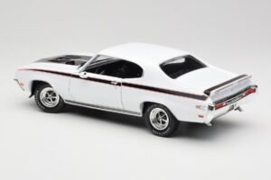Buick GSX Biały American Muscle 1:18 AMM1322/06 Metal — zdjęcie 7 z 8