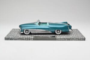 Buick Le Sabre Concept Turquoise Metallic Minichamps 1:18 107141232 Metal — zdjęcie 3 z 6