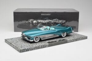 Buick Le Sabre Concept Turquoise Metallic Minichamps 1:18 107141232 Metal — zdjęcie 6 z 6