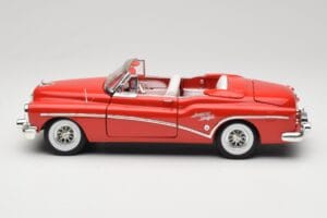 Buick Skylark Kabriolet Czerwony Motormax 1:18 73129 Metal — zdjęcie 4 z 8