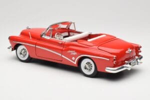Buick Skylark Kabriolet Czerwony Motormax 1:18 73129 Metal — zdjęcie 7 z 8
