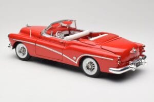 Buick Skylark Czerwony Motormax 1:18 411393-M1 Metal — zdjęcie 7 z 8