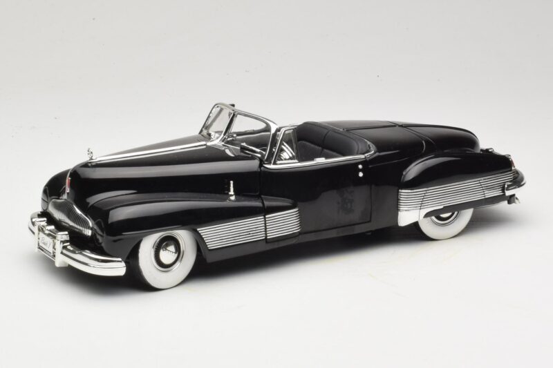 Buick Y-Job Czarny Anson 1:18 30409 Metal