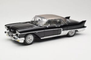 Cadillac Brougham Czarny Sun Star 1:18 4001 Metal