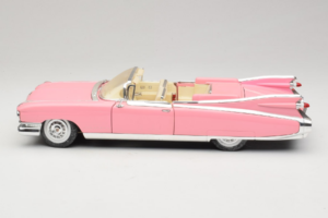 Cadillac Eldorado Biarritz Różowy Maisto 1:18 36813 Metal — zdjęcie 4 z 8