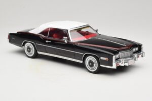 Cadillac Eldorado Kabriolet Czarny MCG 1:18 MCG18473 Metal — zdjęcie 6 z 8