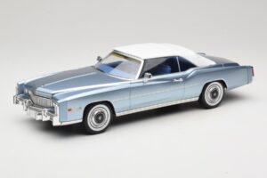 Cadillac Eldorado Kabriolet Niebieski MCG 1:18 MCG18472 Metal — zdjęcie 2 z 7