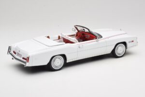 Cadillac Eldorado Kabriolet Biały MCG 1:18 MCG18474 Metal — zdjęcie 2 z 7