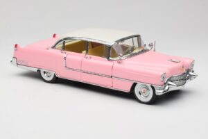 Cadillac Fleetwood Elvis Presley Różowy MRC 1:18 LIC1000 Metal — zdjęcie 6 z 8
