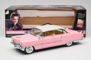 Cadillac Fleetwood Elvis Presley Różowy MRC 1:18 LIC1000 Metal — zdjęcie 8 z 8